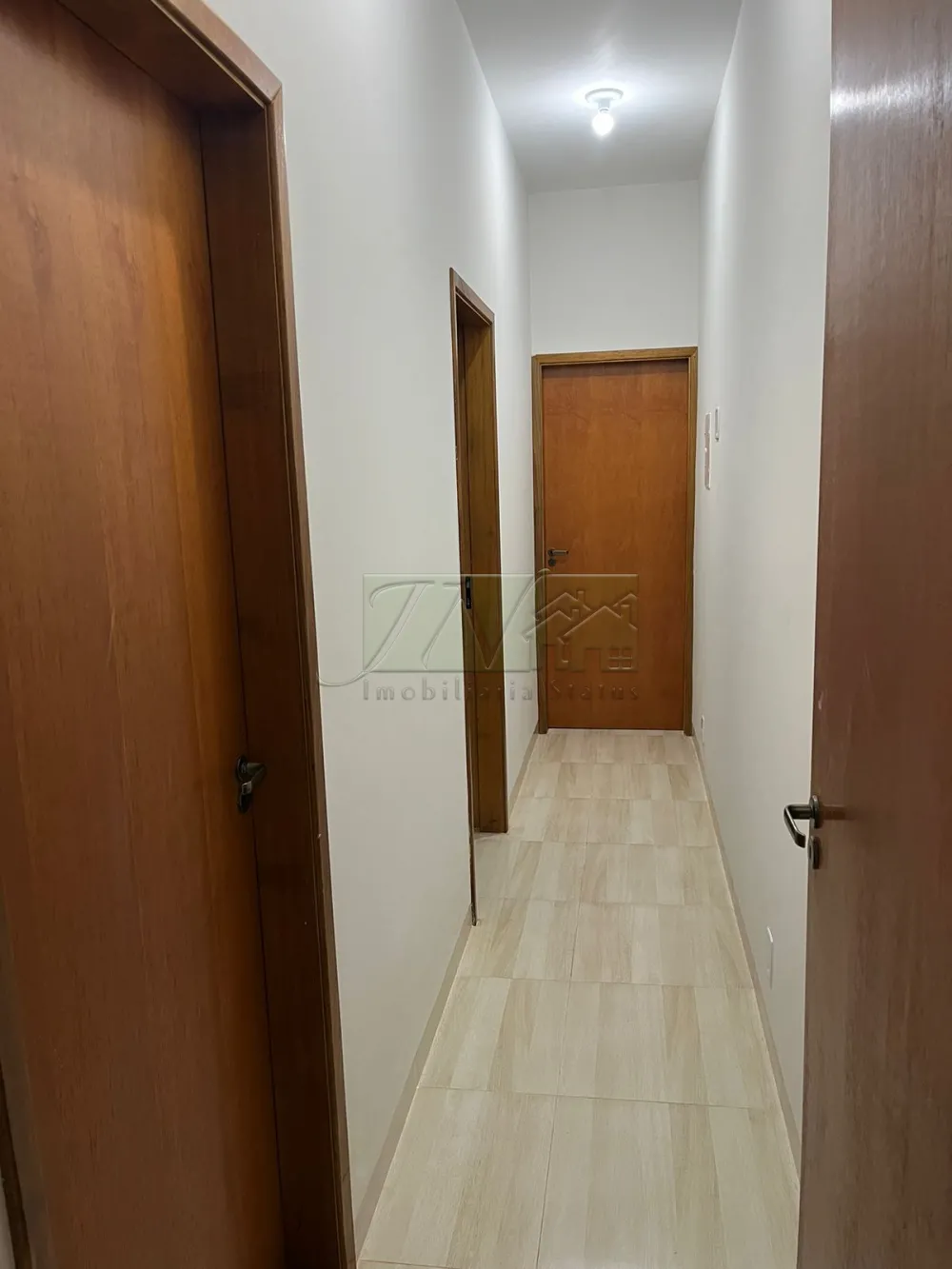 Alugar Residenciais / Casas em Santa Cruz do Rio Pardo R$ 1.600,00 - Foto 9