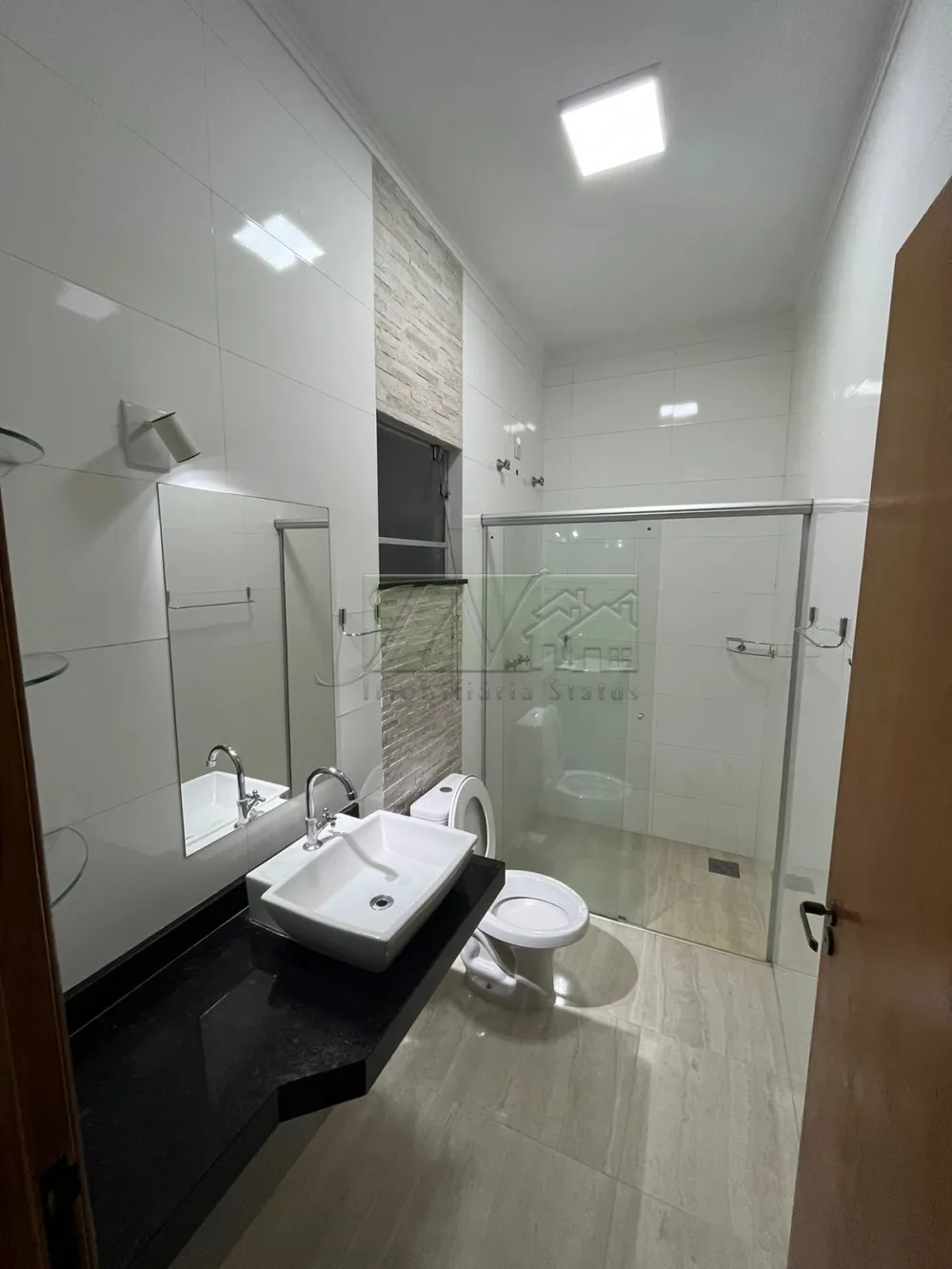 Alugar Residenciais / Casas em Santa Cruz do Rio Pardo R$ 1.600,00 - Foto 14