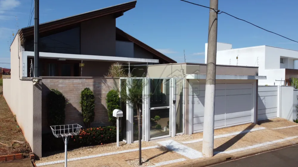 Comprar Residenciais / Casas em Santa Cruz do Rio Pardo R$ 2.800.000,00 - Foto 3