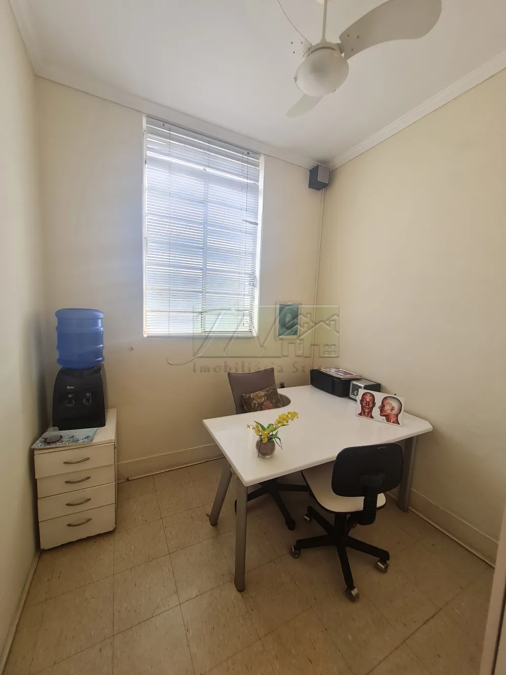 Comprar Residenciais / Casas em Santa Cruz do Rio Pardo - Foto 4