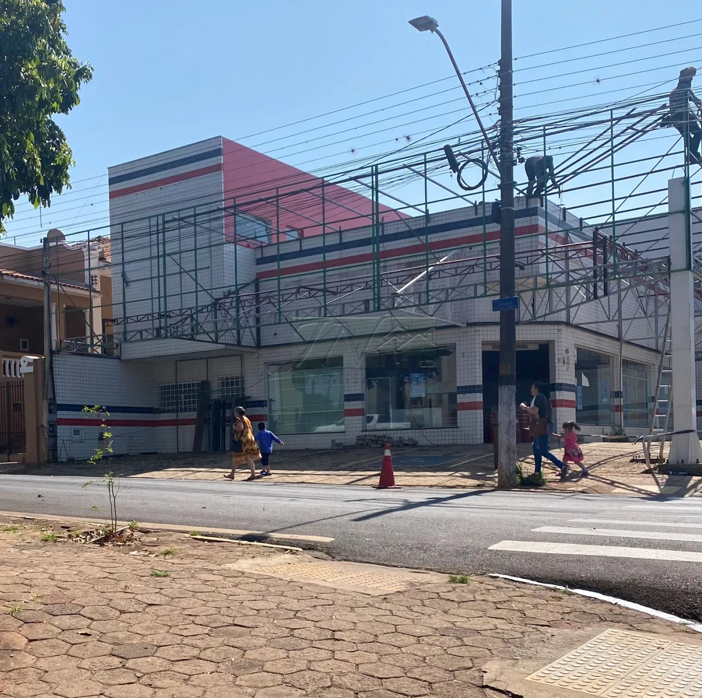 Comprar Comerciais / Ponto Comercial em Santa Cruz do Rio Pardo R$ 4.200.000,00 - Foto 3