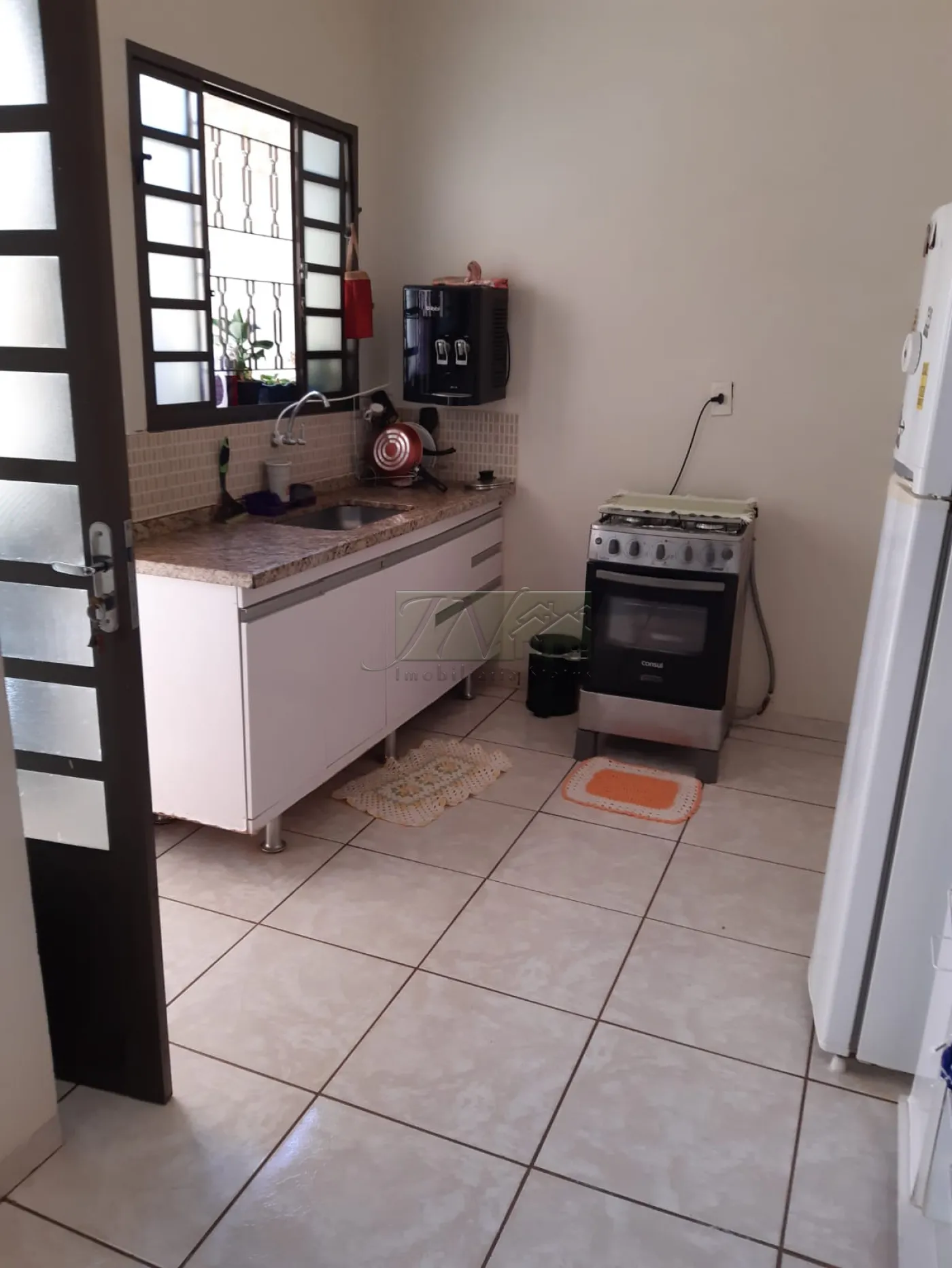 Comprar Residenciais / Casas em Santa Cruz do Rio Pardo R$ 350.000,00 - Foto 8