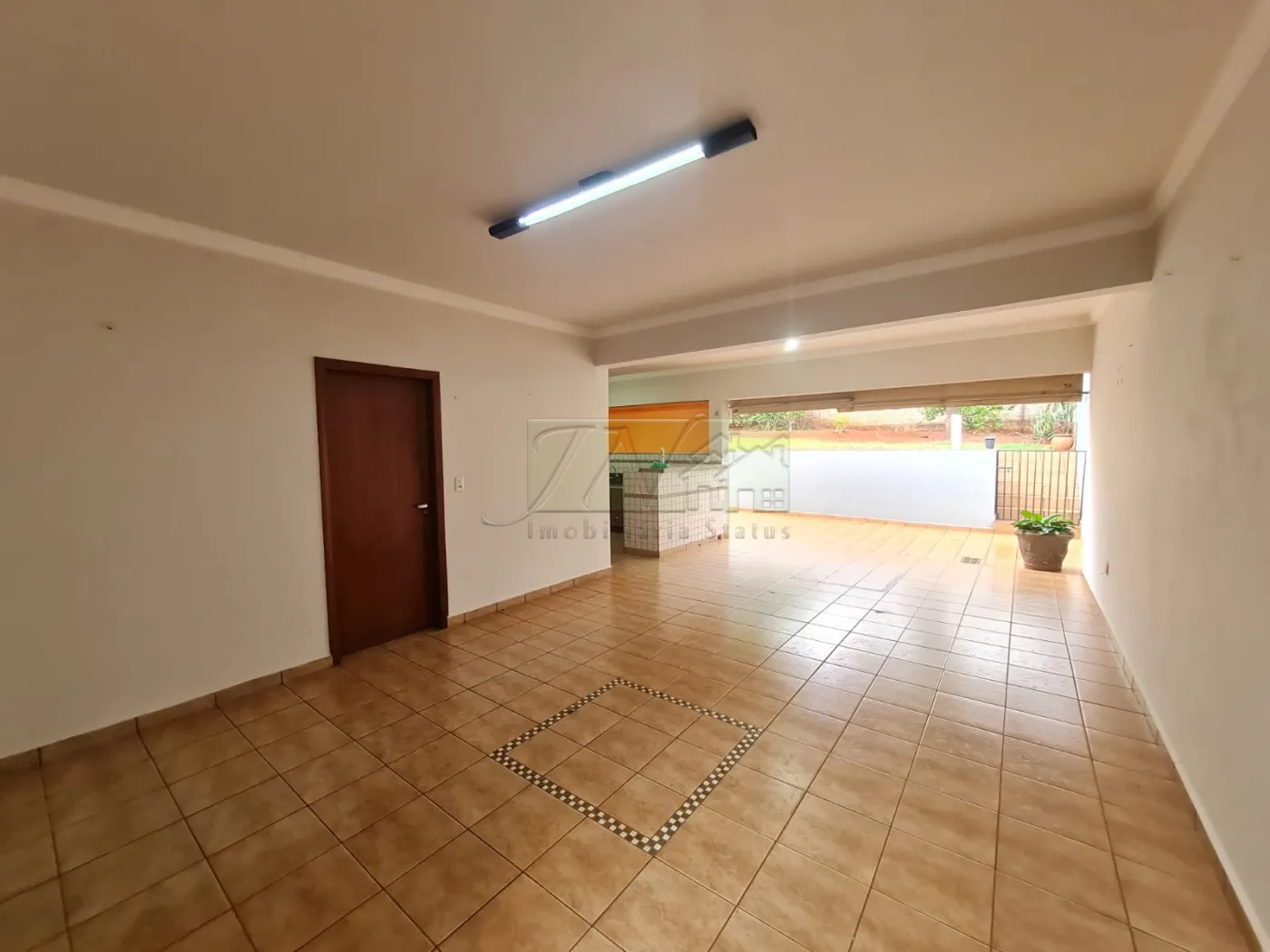 Alugar Residenciais / Casas em Santa Cruz do Rio Pardo R$ 2.500,00 - Foto 15