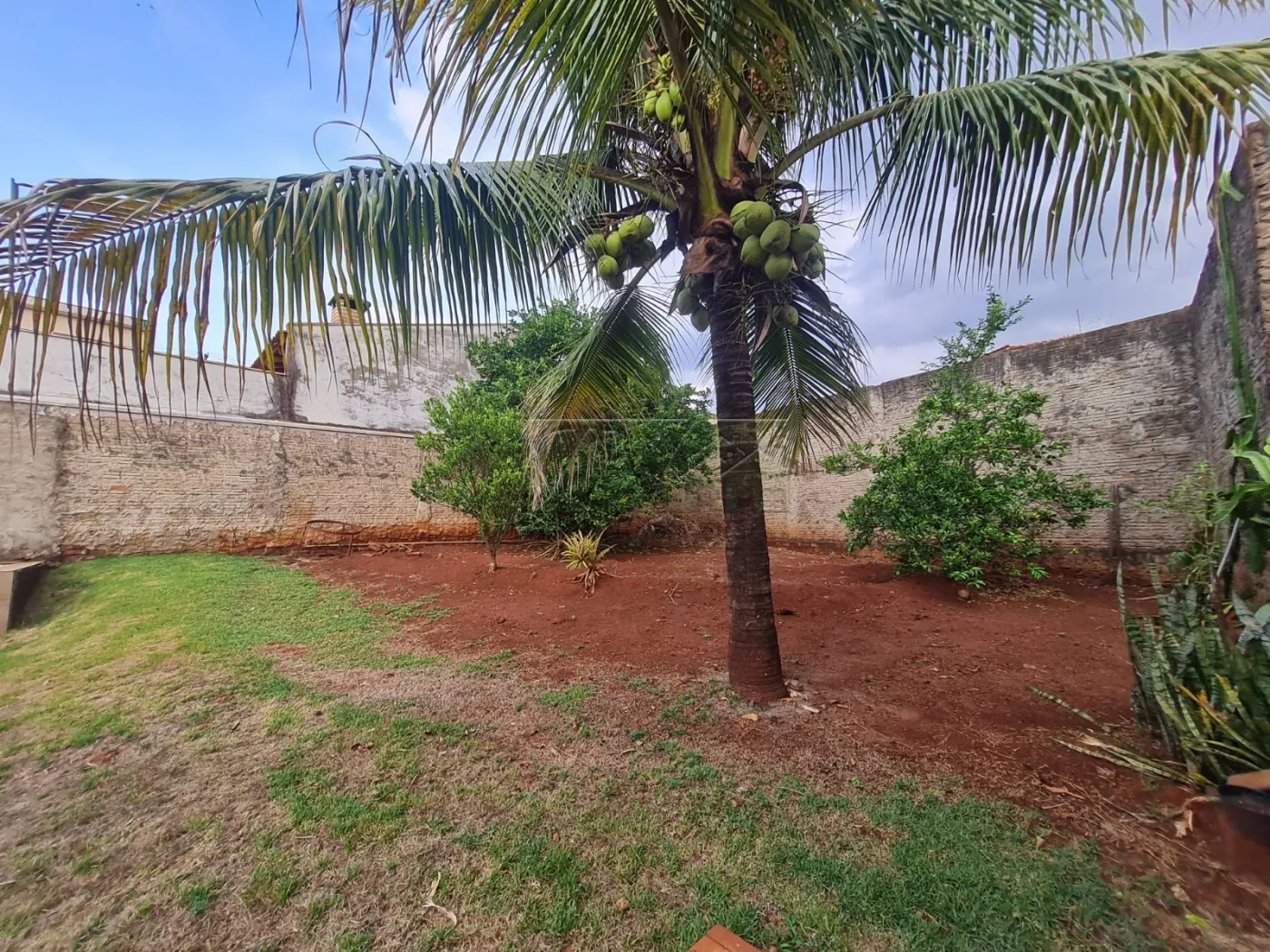 Alugar Residenciais / Casas em Santa Cruz do Rio Pardo R$ 2.500,00 - Foto 23