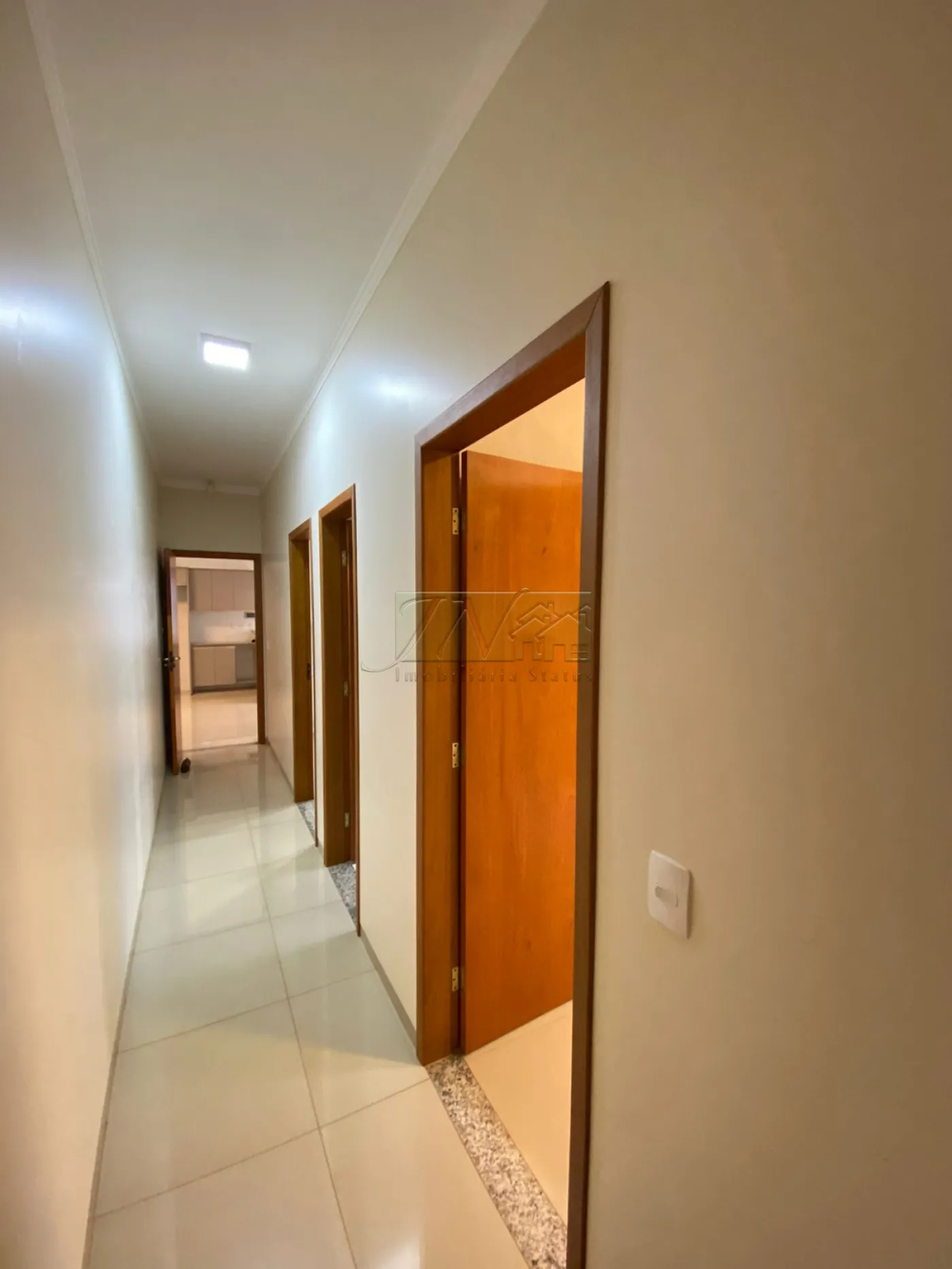 Comprar Residenciais / Casas em Santa Cruz do Rio Pardo R$ 790.000,00 - Foto 11
