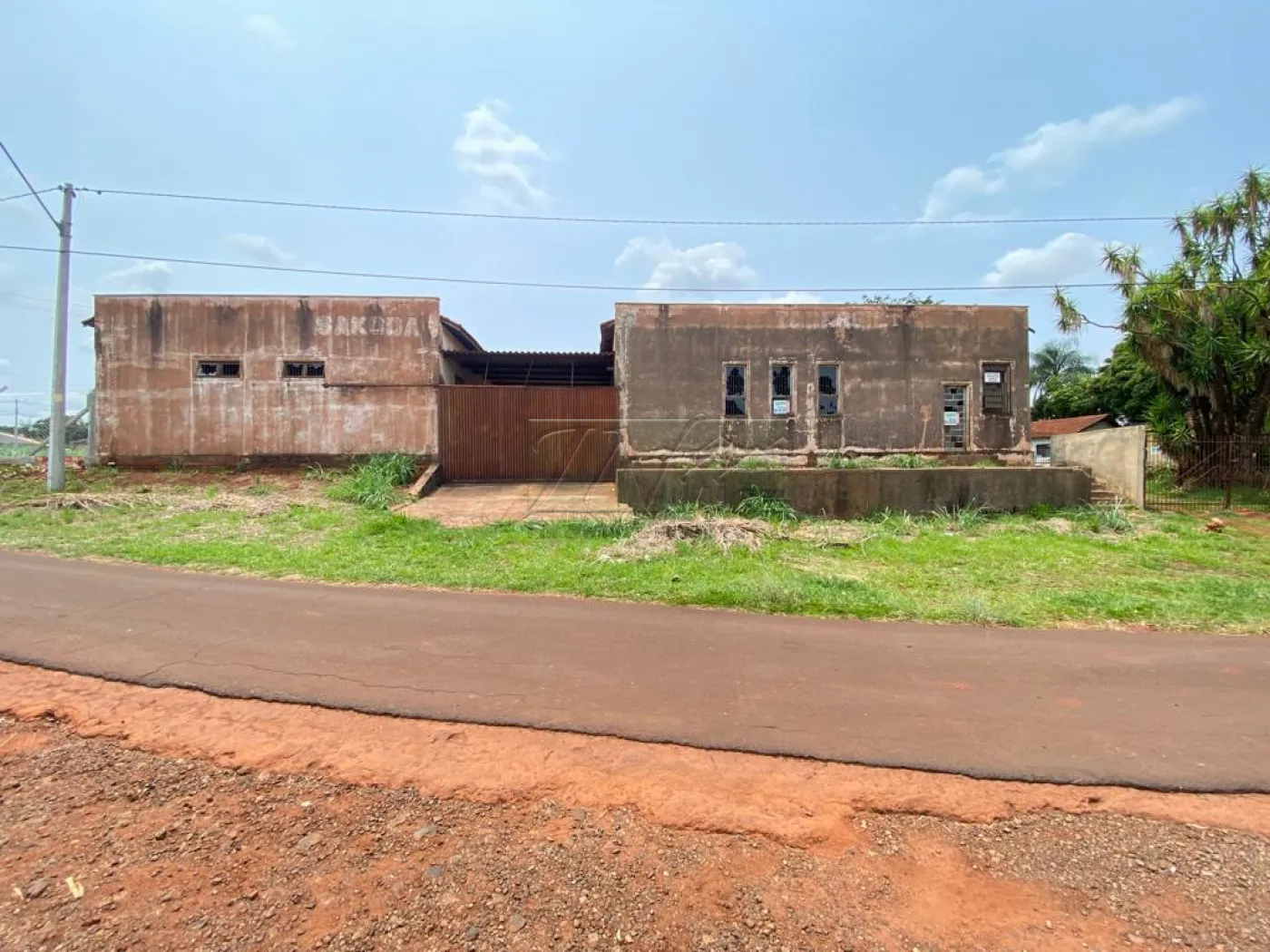 Comprar Comerciais / Galpão em Santa Cruz do Rio Pardo - Foto 1