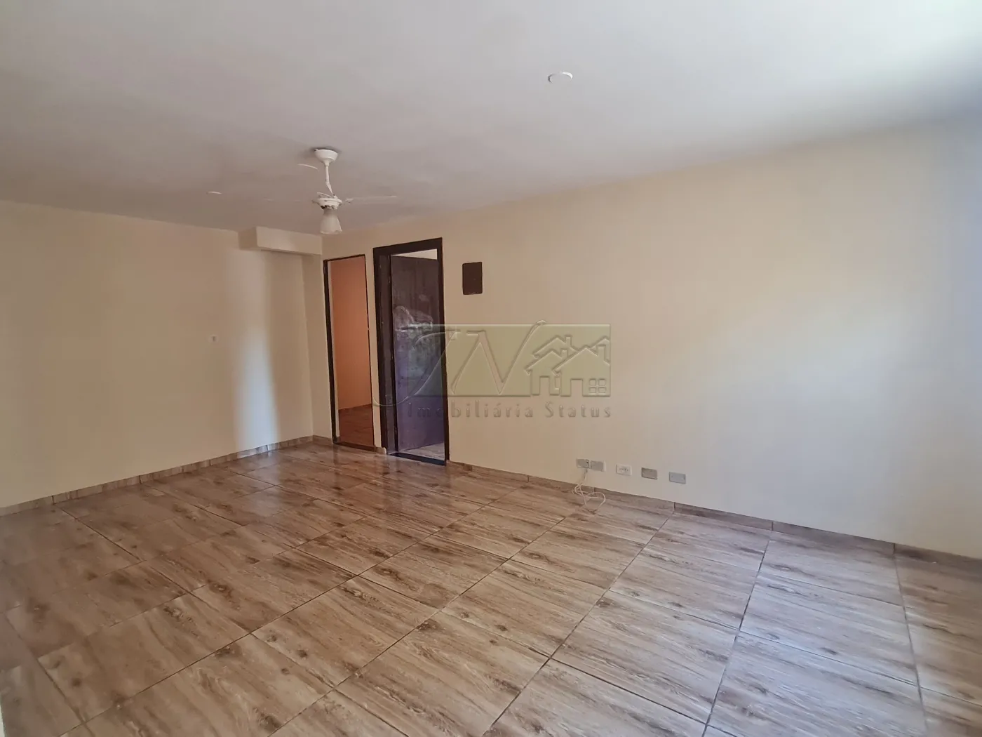 Comprar Residenciais / Casas em Santa Cruz do Rio Pardo R$ 200.000,00 - Foto 5