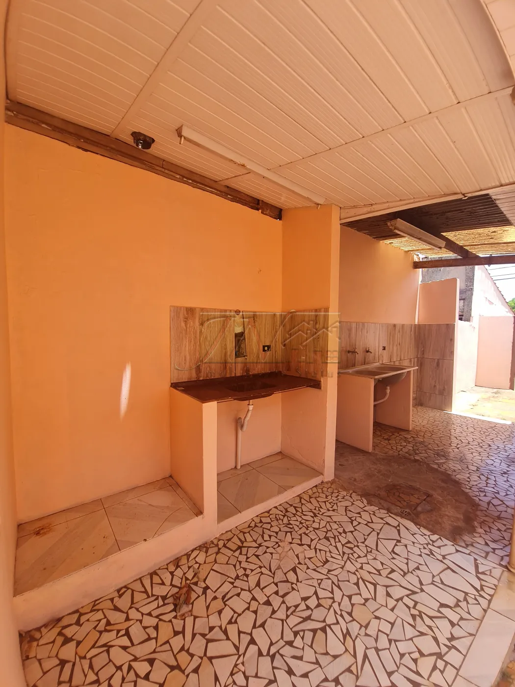 Alugar Residenciais / Casas em Santa Cruz do Rio Pardo R$ 850,00 - Foto 14