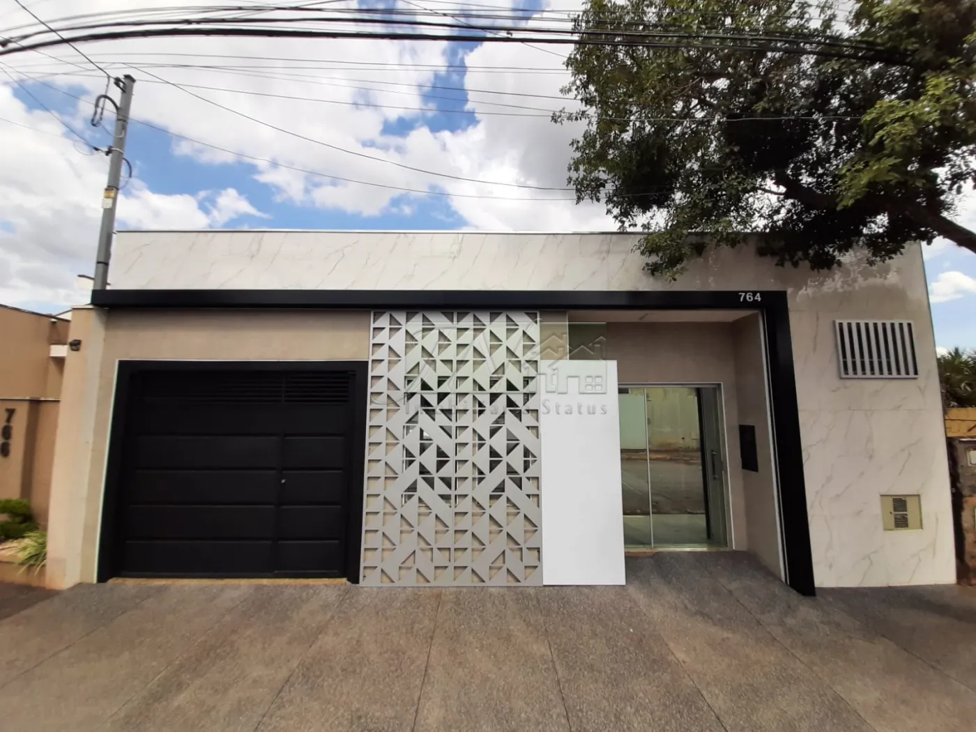 Alugar Comerciais / Ponto Comercial em Santa Cruz do Rio Pardo R$ 800,00 - Foto 3