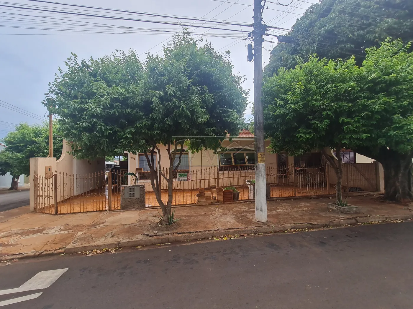 Comprar Residenciais / Casas em Santa Cruz do Rio Pardo R$ 230.000,00 - Foto 12