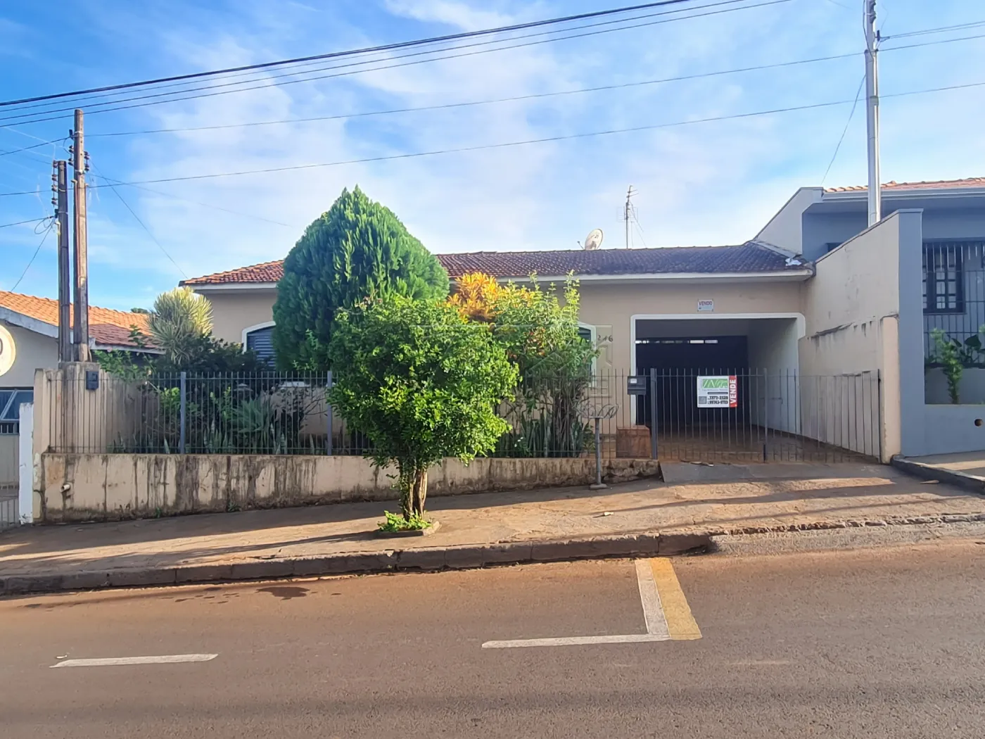 Comprar Residenciais / Casas em Santa Cruz do Rio Pardo R$ 350.000,00 - Foto 1