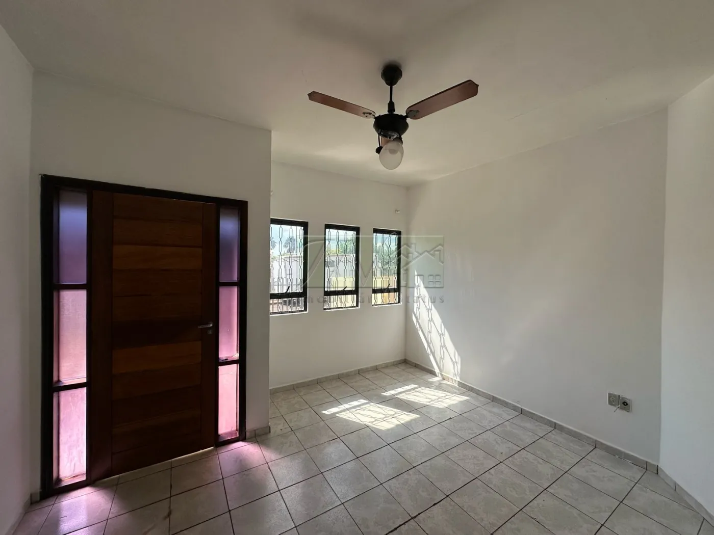 Comprar Residenciais / Casas em Santa Cruz do Rio Pardo R$ 350.000,00 - Foto 6