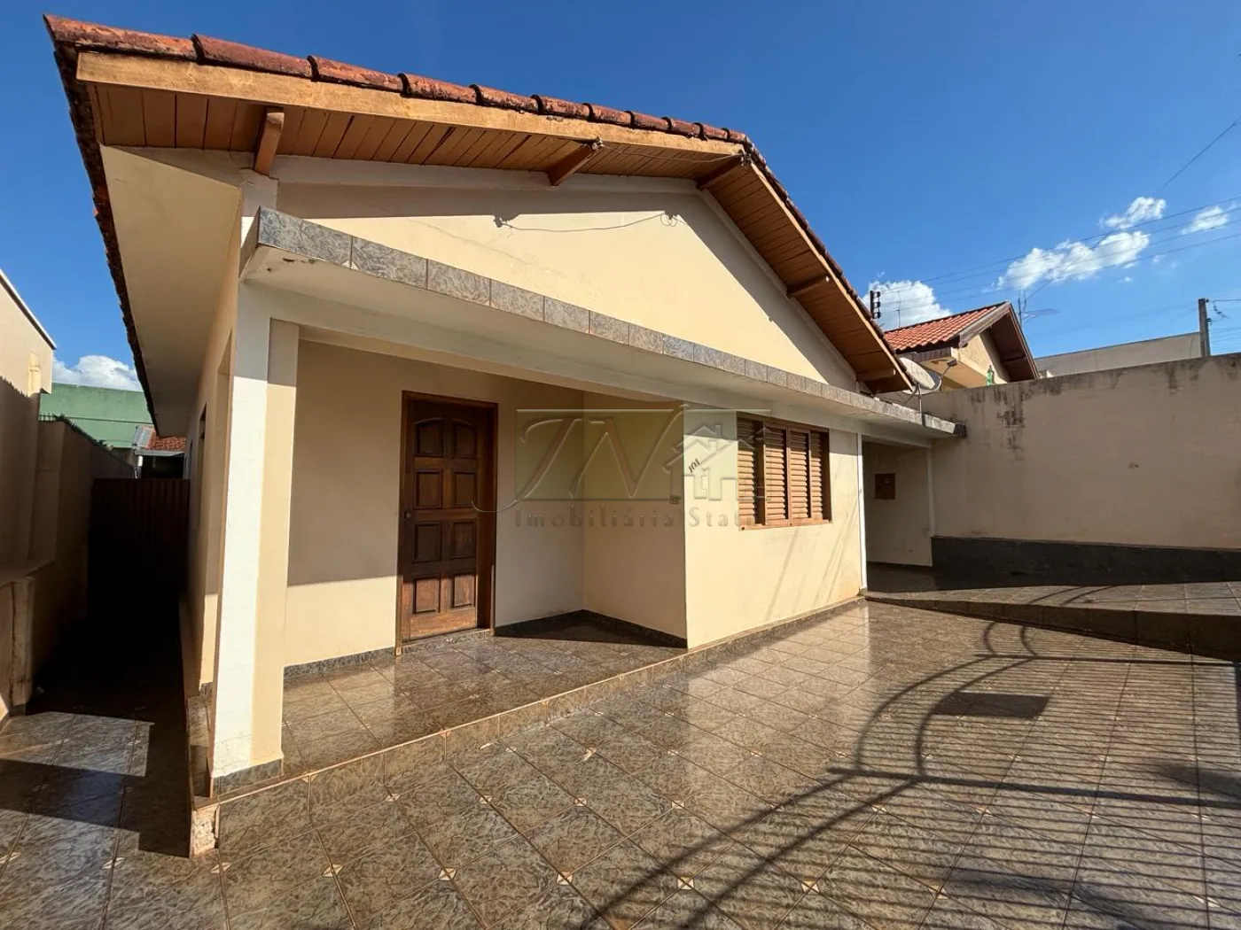 Comprar Residenciais / Casas em Santa Cruz do Rio Pardo R$ 350.000,00 - Foto 3