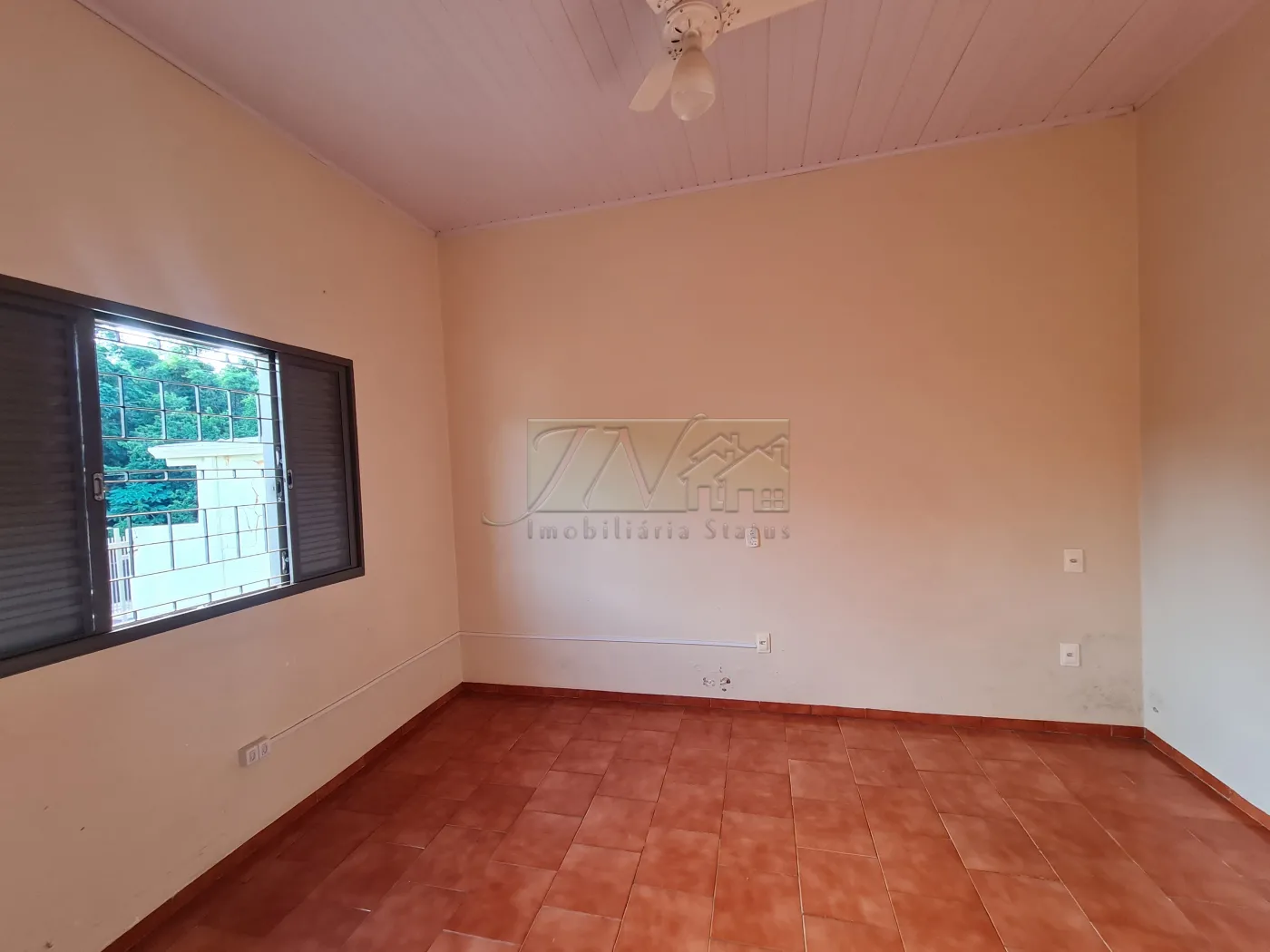 Comprar Residenciais / Casas em Santa Cruz do Rio Pardo R$ 250.000,00 - Foto 5