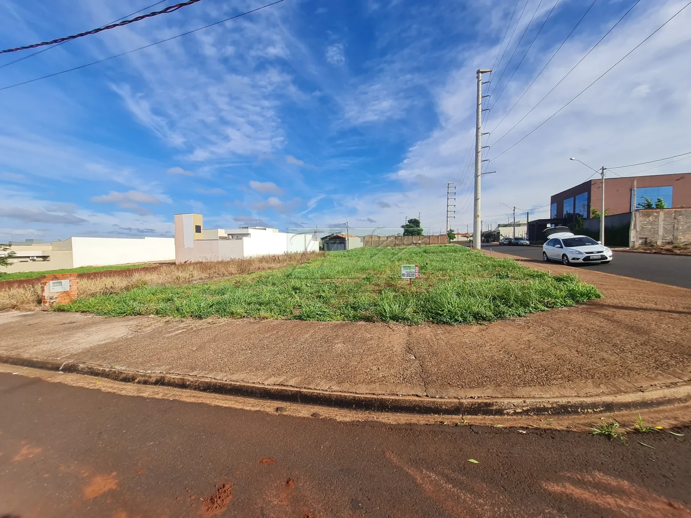 Comprar Terrenos / Lote em Santa Cruz do Rio Pardo R$ 150.000,00 - Foto 1