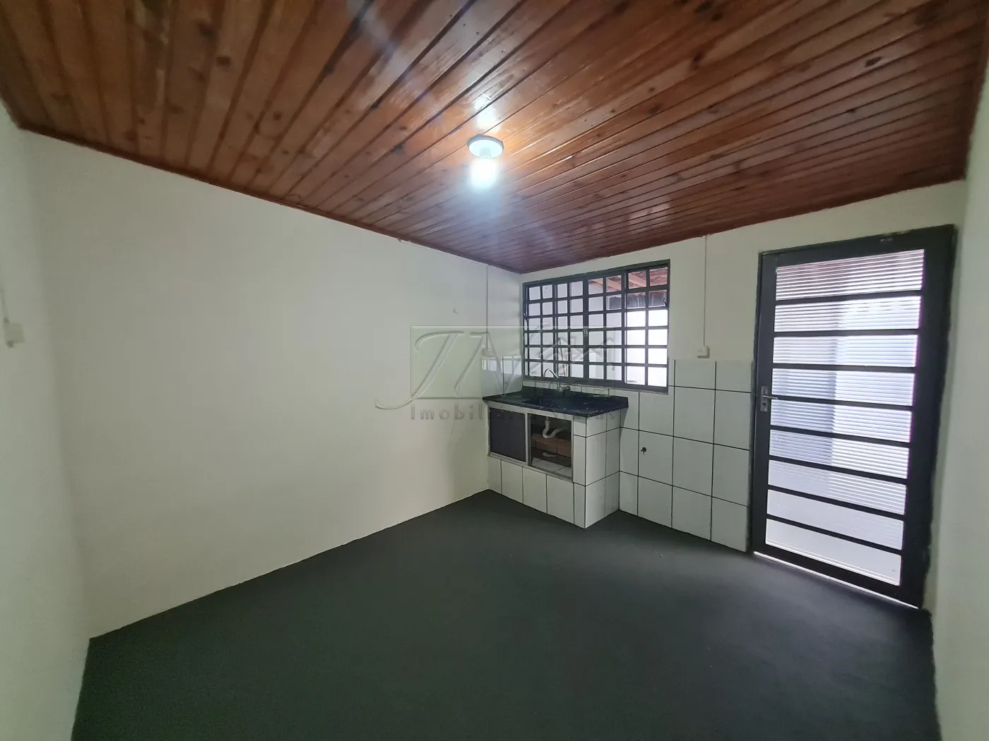 Alugar Residenciais / Casas em Santa Cruz do Rio Pardo R$ 1.300,00 - Foto 19