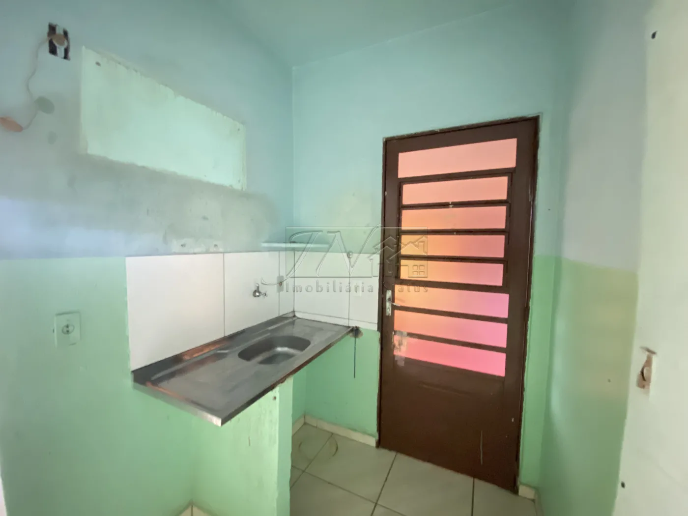 Comprar Residenciais / Casas em Santa Cruz do Rio Pardo R$ 100.000,00 - Foto 11