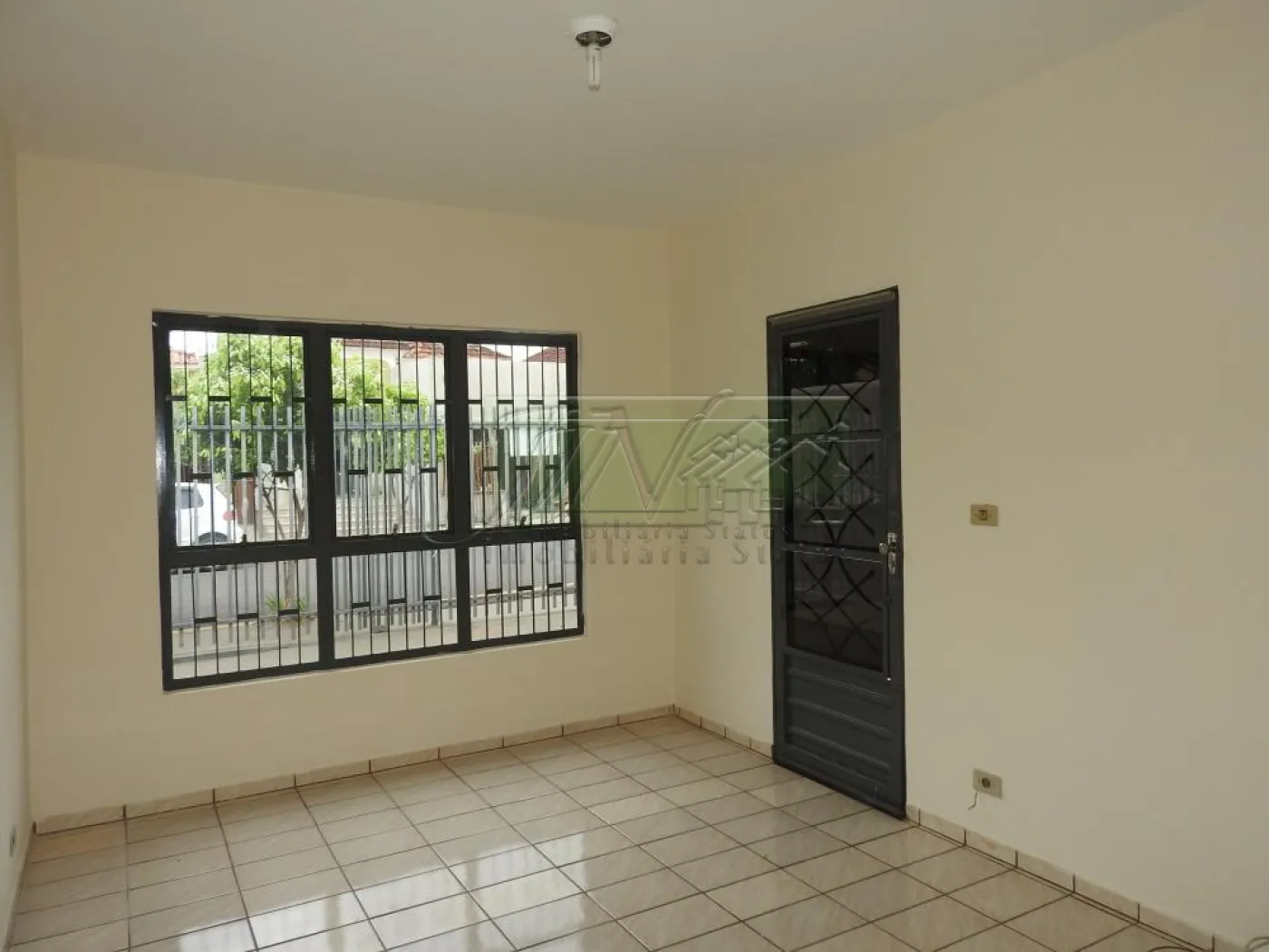 Comprar Residenciais / Casas em Santa Cruz do Rio Pardo R$ 450.000,00 - Foto 4