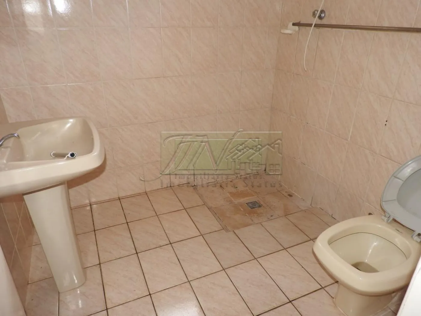 Comprar Residenciais / Casas em Santa Cruz do Rio Pardo R$ 450.000,00 - Foto 8