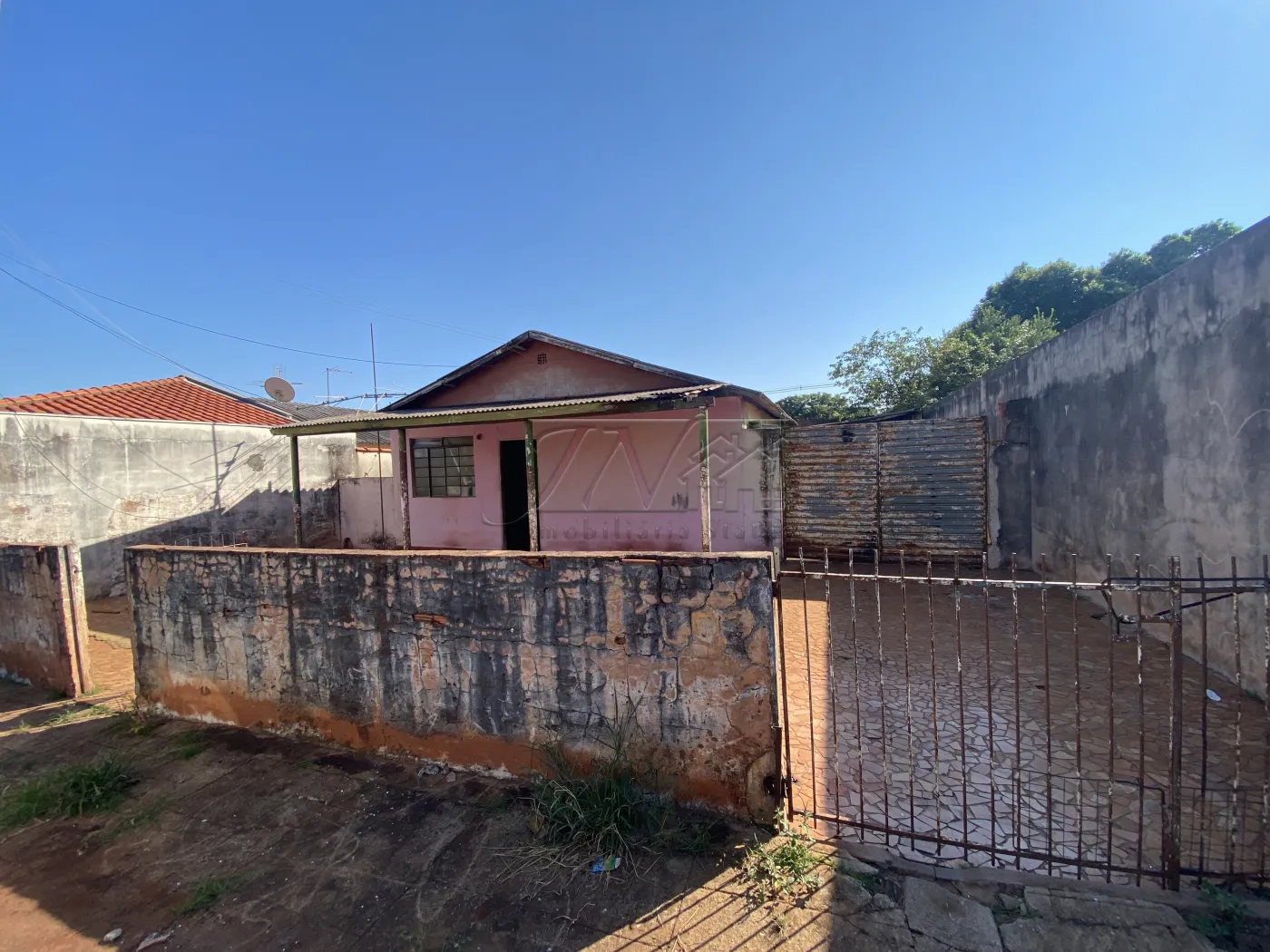 Alugar Residenciais / Casas em Santa Cruz do Rio Pardo R$ 800,00 - Foto 2