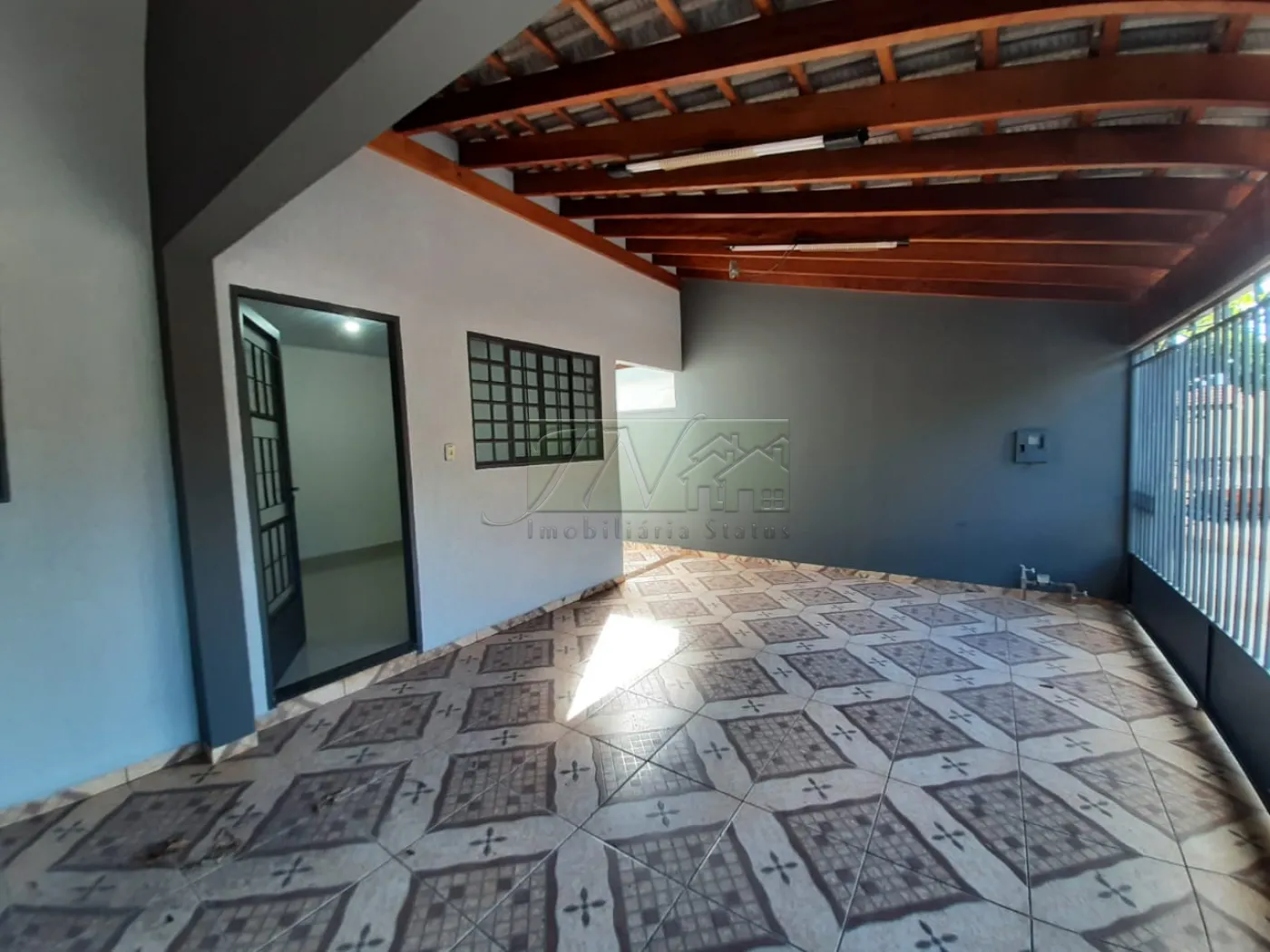 Alugar Residenciais / Casas em Santa Cruz do Rio Pardo R$ 800,00 - Foto 4