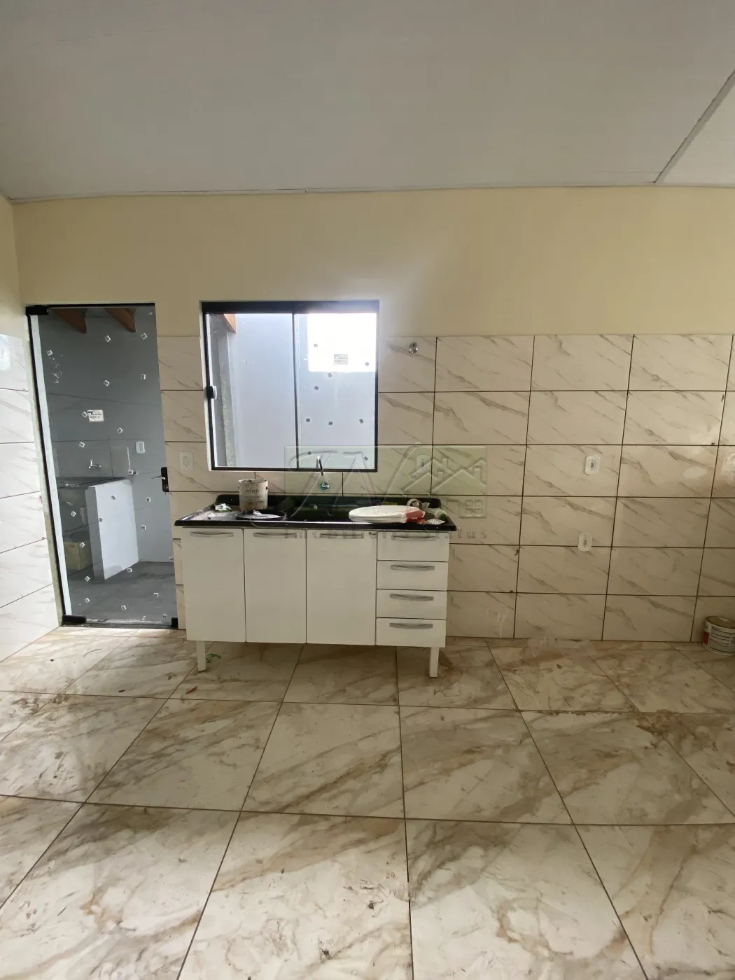 Alugar Residenciais / Casas em Santa Cruz do Rio Pardo R$ 800,00 - Foto 5