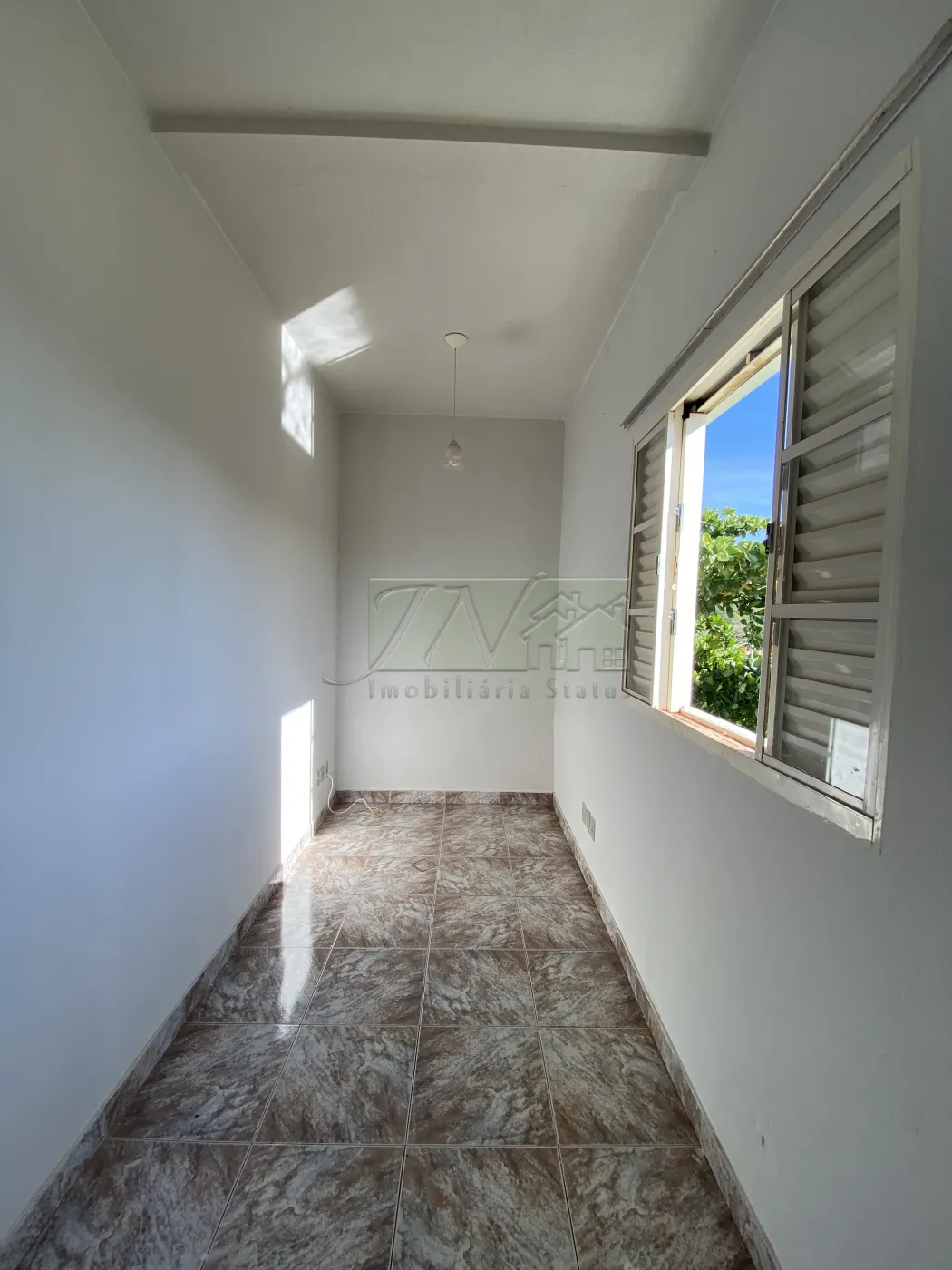 Alugar Residenciais / Casas em Santa Cruz do Rio Pardo R$ 1.500,00 - Foto 9