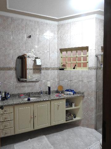 Comprar Residenciais / Casas em Santa Cruz do Rio Pardo R$ 900.000,00 - Foto 7