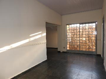 Alugar Residenciais / Casas em Santa Cruz do Rio Pardo R$ 950,00 - Foto 3