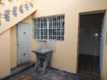 Alugar Residenciais / Casas em Santa Cruz do Rio Pardo R$ 950,00 - Foto 14