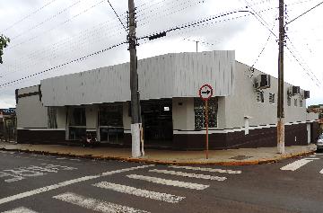 Santa Cruz do Rio Pardo Centro Comercial Locacao R$ 5.500,00  5 Vagas Area do terreno 677.90m2 Area construida 793.50m2