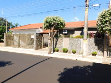 Comprar Residenciais / Casas em Santa Cruz do Rio Pardo R$ 700.000,00 - Foto 2