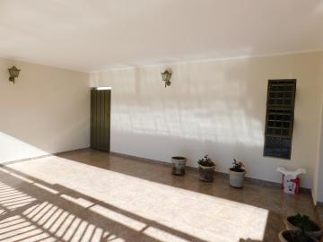 Comprar Residenciais / Casas em Santa Cruz do Rio Pardo R$ 700.000,00 - Foto 4