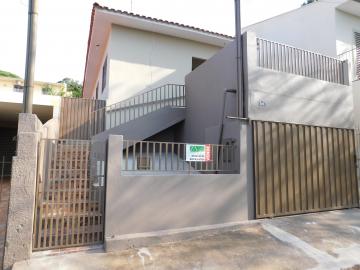 Alugar Residenciais / Casas em Santa Cruz do Rio Pardo R$ 900,00 - Foto 3