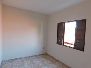 Alugar Residenciais / Casas em Santa Cruz do Rio Pardo R$ 900,00 - Foto 7