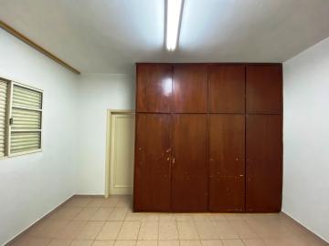 Alugar Residenciais / Casas em Santa Cruz do Rio Pardo R$ 2.300,00 - Foto 29