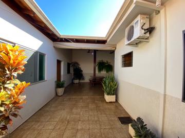 Comprar Residenciais / Casas em Santa Cruz do Rio Pardo R$ 980.000,00 - Foto 34