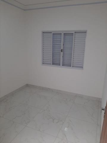 Alugar Residenciais / Casas em Santa Cruz do Rio Pardo R$ 3.000,00 - Foto 17