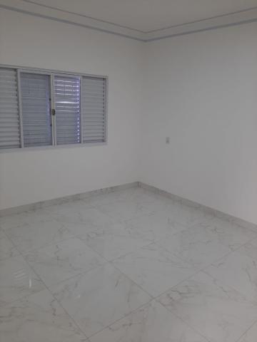 Alugar Residenciais / Casas em Santa Cruz do Rio Pardo R$ 3.000,00 - Foto 16