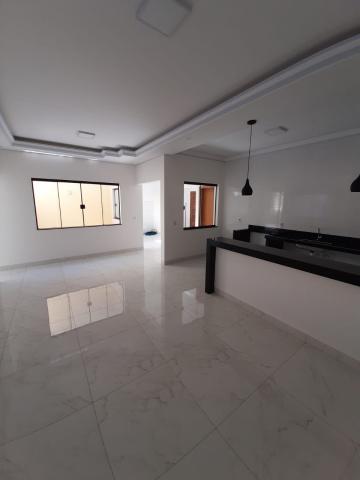 Alugar Residenciais / Casas em Santa Cruz do Rio Pardo R$ 3.000,00 - Foto 12