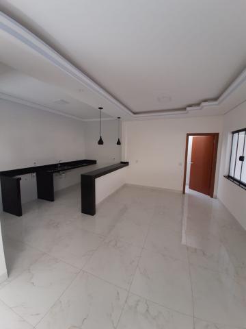 Alugar Residenciais / Casas em Santa Cruz do Rio Pardo R$ 3.000,00 - Foto 11