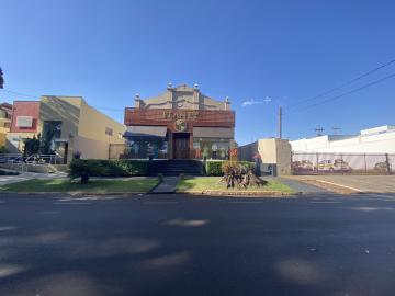 Alugar Comerciais / Galpão em Santa Cruz do Rio Pardo R$ 3.520,00 - Foto 2