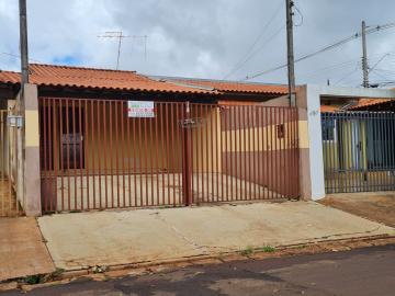 Residenciais / Casas em Santa Cruz do Rio Pardo 