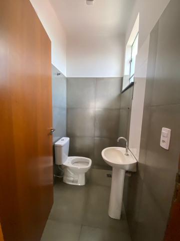 Alugar Residenciais / Casas em Santa Cruz do Rio Pardo R$ 2.500,00 - Foto 10