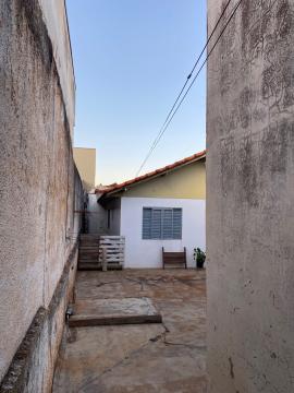Comprar Residenciais / Casas em Santa Cruz do Rio Pardo R$ 460.000,00 - Foto 23