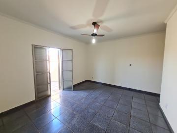 Alugar Residenciais / Casas em Santa Cruz do Rio Pardo R$ 2.700,00 - Foto 7