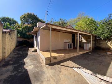 Comprar Residenciais / Casas em Santa Cruz do Rio Pardo R$ 160.000,00 - Foto 1