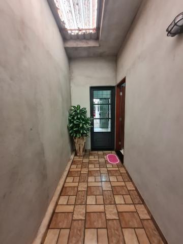 Comprar Residenciais / Casas em Santa Cruz do Rio Pardo R$ 250.000,00 - Foto 5