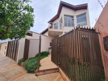 Alugar Residenciais / Casas em Santa Cruz do Rio Pardo R$ 3.800,00 - Foto 3