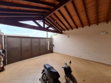 Alugar Residenciais / Casas em Santa Cruz do Rio Pardo R$ 3.800,00 - Foto 4